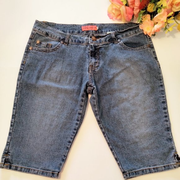 Mischief Knee Knocker Jean Shorts - Picture 1 of 10